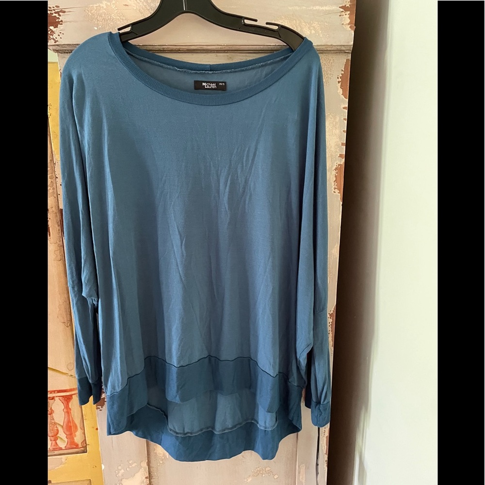 Women top /micheal Lauren